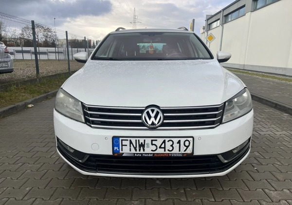 Volkswagen Passat cena 21500 przebieg: 307246, rok produkcji 2011 z Szamocin małe 529